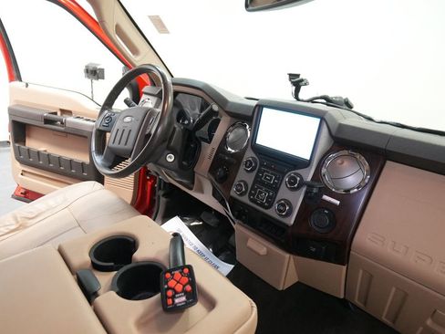 Used 2014 Ford F350 Lariat image 24