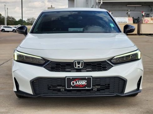 Used 2025 Honda Civic Sport image 2