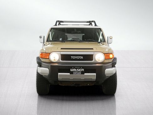 Used 2011 Toyota FJ Cruiser 4WD w/ Upgrade Pkg image 8