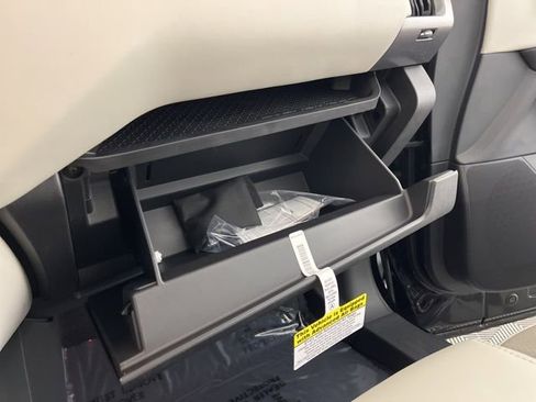 New 2026 Nissan Pathfinder SL image 38