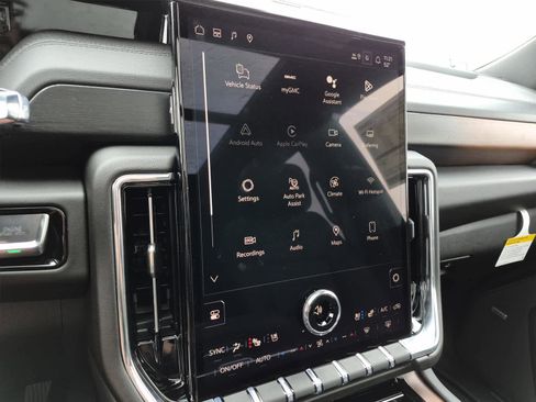 New 2026 GMC Yukon Denali w/ Sun & Power Step Package image 21