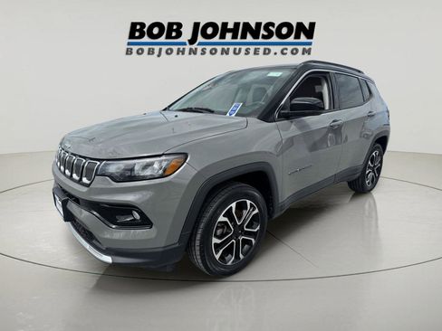 Used 2022 Jeep Compass Limited AWD/4WD image 7