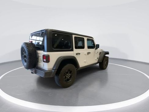 Used 2024 Jeep Wrangler Sport image 8