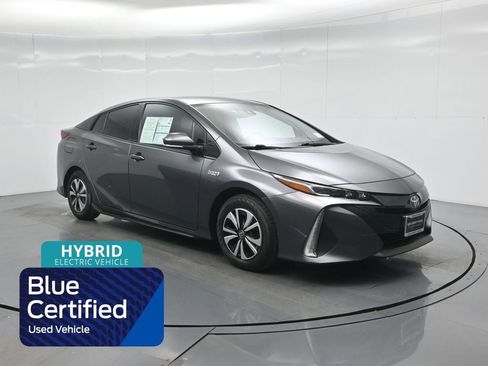 Used 2018 Toyota Prius Prime Plus image 1