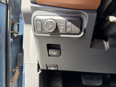 Used 2024 Ford Bronco Outer Banks AWD/4WD image 21
