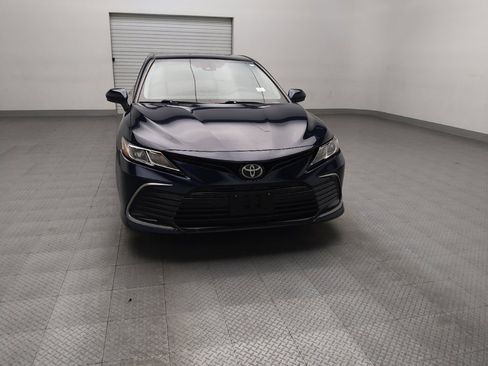 Used 2021 Toyota Camry LE image 14