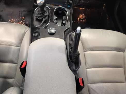 Used 2009 Chevrolet Corvette Coupe w/ Preferred Equipment Group RWD image 17