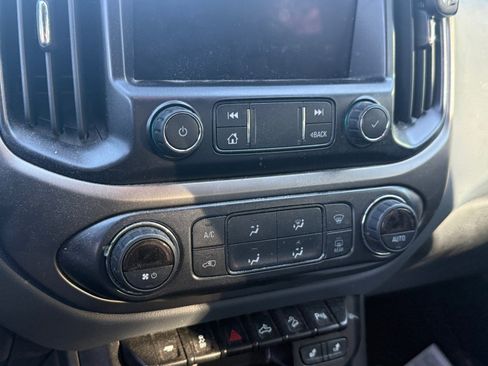 Used 2021 Chevrolet Colorado Z71 image 13