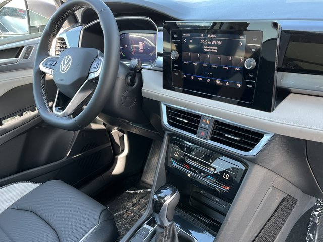 New 2026 Volkswagen Taos SEL AWD/4WD image 5