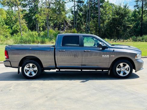 Used 2017 RAM 1500 Sport image 5