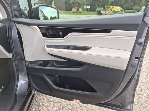 Used 2025 Honda Odyssey Elite image 28