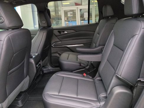 New 2026 Chevrolet Traverse LT w/ LPO, Floor Liner Package image 25