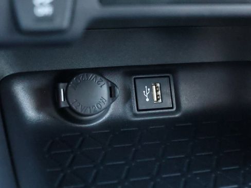 Used 2025 Toyota RAV4 XLE image 22