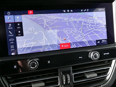 Certified 2022 Porsche Macan GTS AWD/4WD image 13