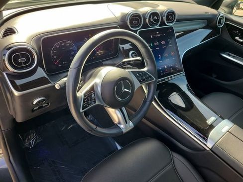 Used 2023 Mercedes-Benz GLC 300 4MATIC image 31