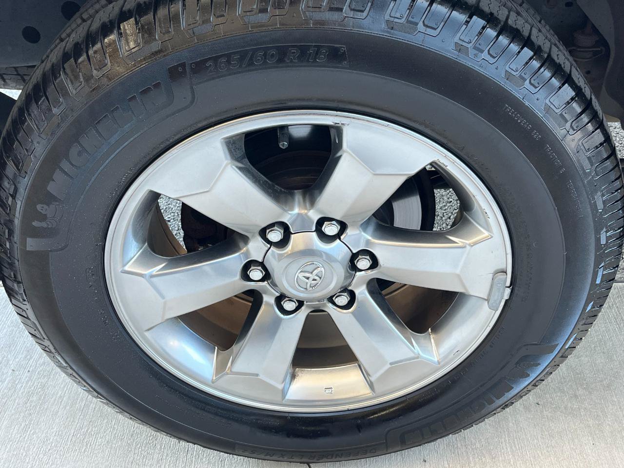 Used 2009 Toyota 4Runner Limited w/ Limited Extra Value Pkg 1 AWD/4WD image 60