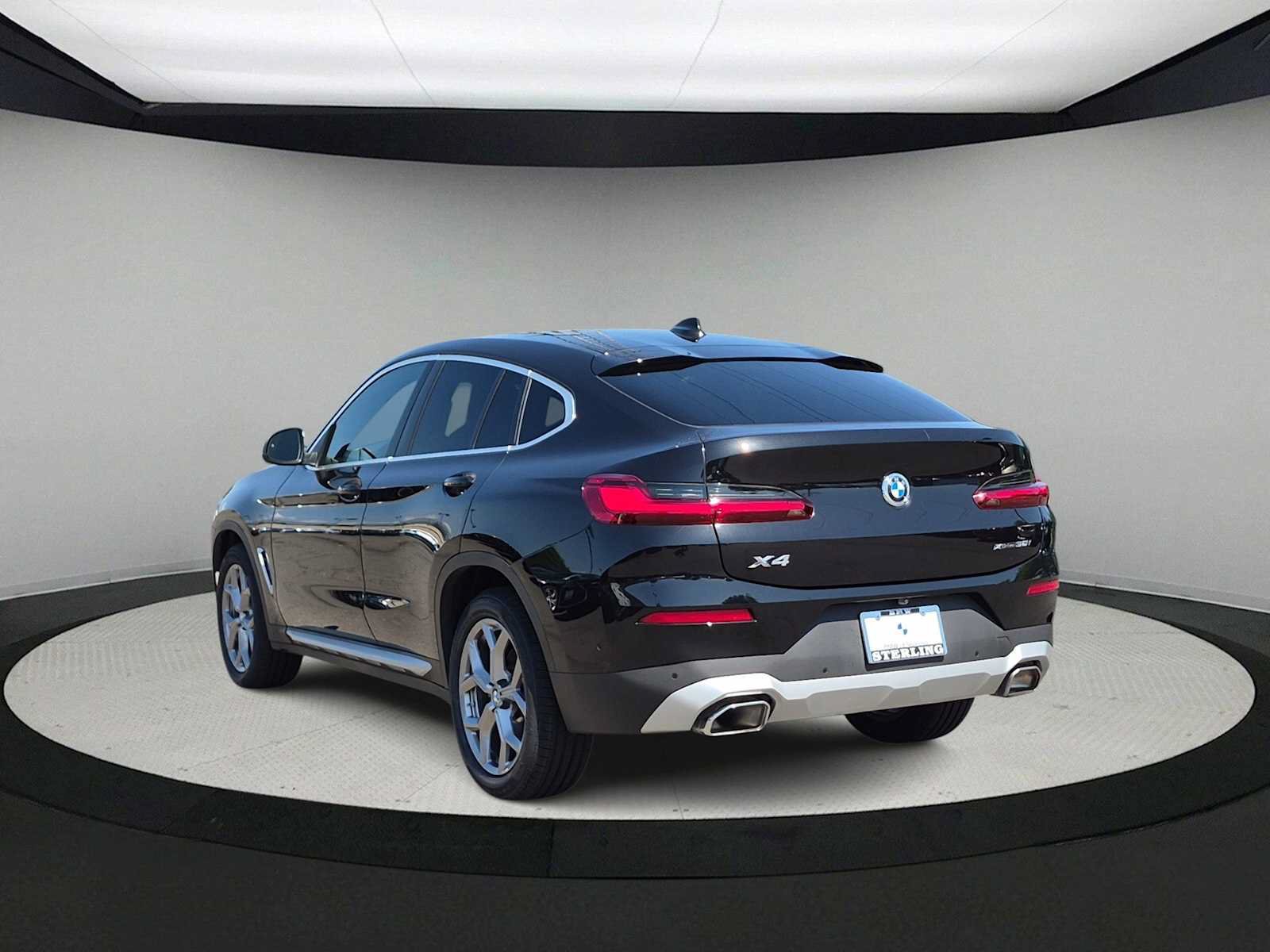 Used 2023 BMW X4 xDrive30i w/ Premium Package AWD/4WD image 6