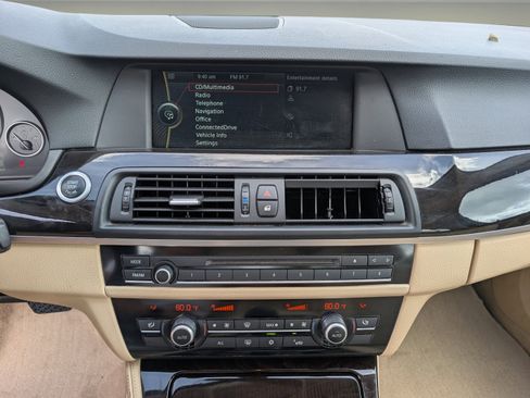 Used 2020 Ford Expedition XLT w/ Equipment Group 202A RWD image 15