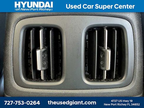 Used 2022 Hyundai Tucson SEL w/ Convenience + Premium Package image 16