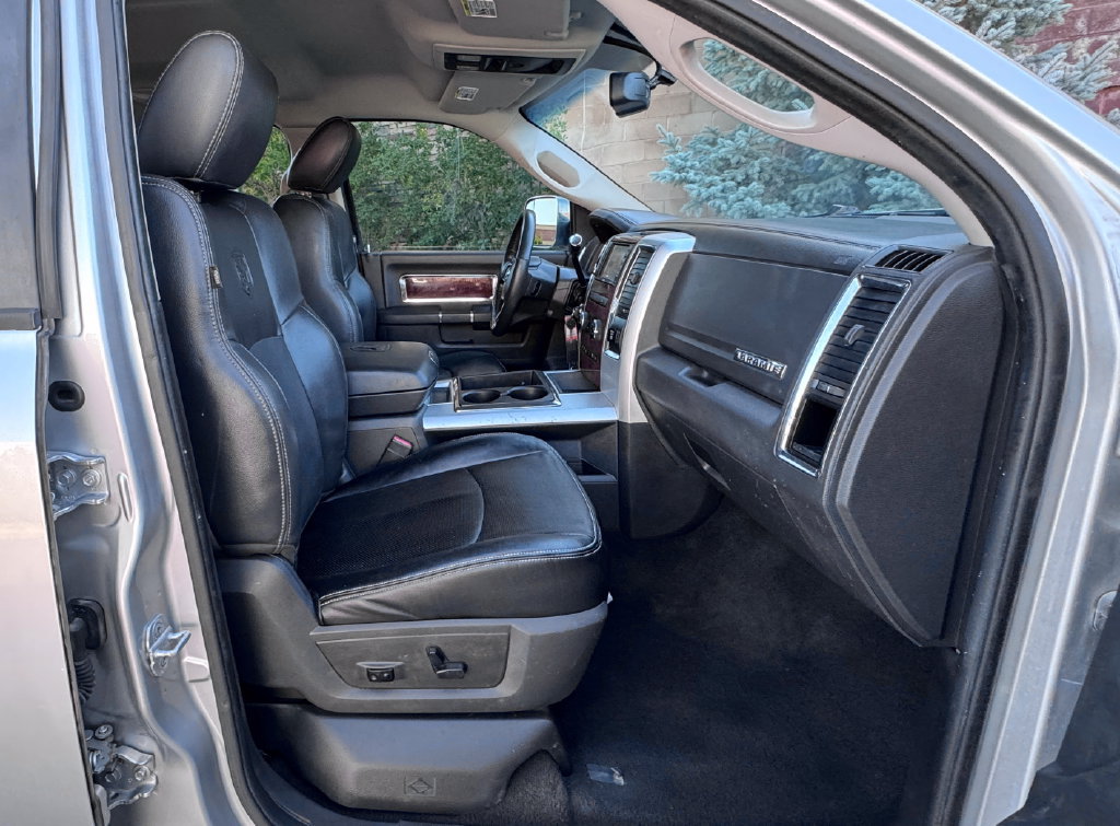 Used 2012 RAM 2500 Laramie w/ Protection Group AWD/4WD image 30