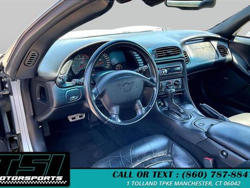 Used 2000 Chevrolet Corvette Convertible RWD image 13
