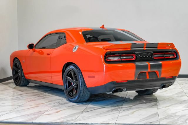 Used 2018 Dodge Challenger SRT w/ Technology Group RWD image 15
