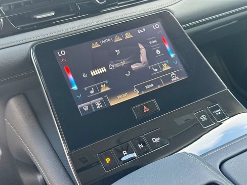 Used 2025 INFINITI QX80 Sensory AWD/4WD image 27