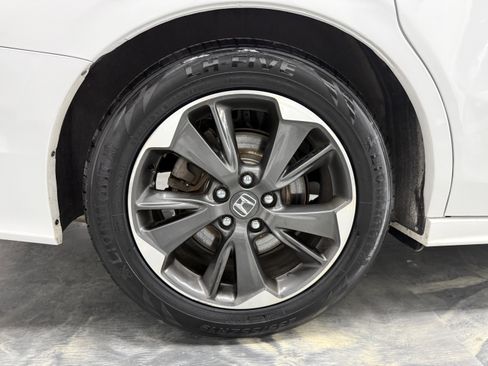 Used 2023 Honda Odyssey Touring image 30