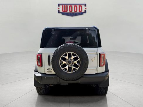 Used 2025 Ford Bronco Badlands AWD/4WD image 3