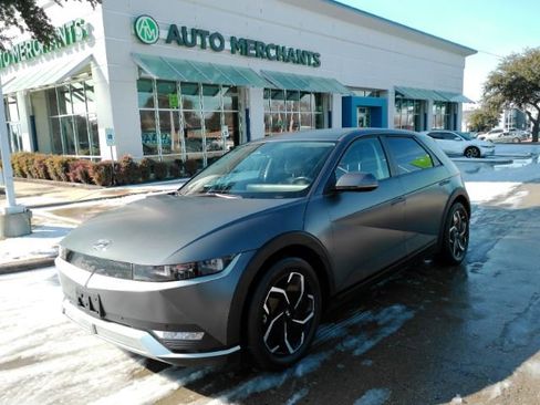 Used 2023 Hyundai Ioniq 5 SEL image 1
