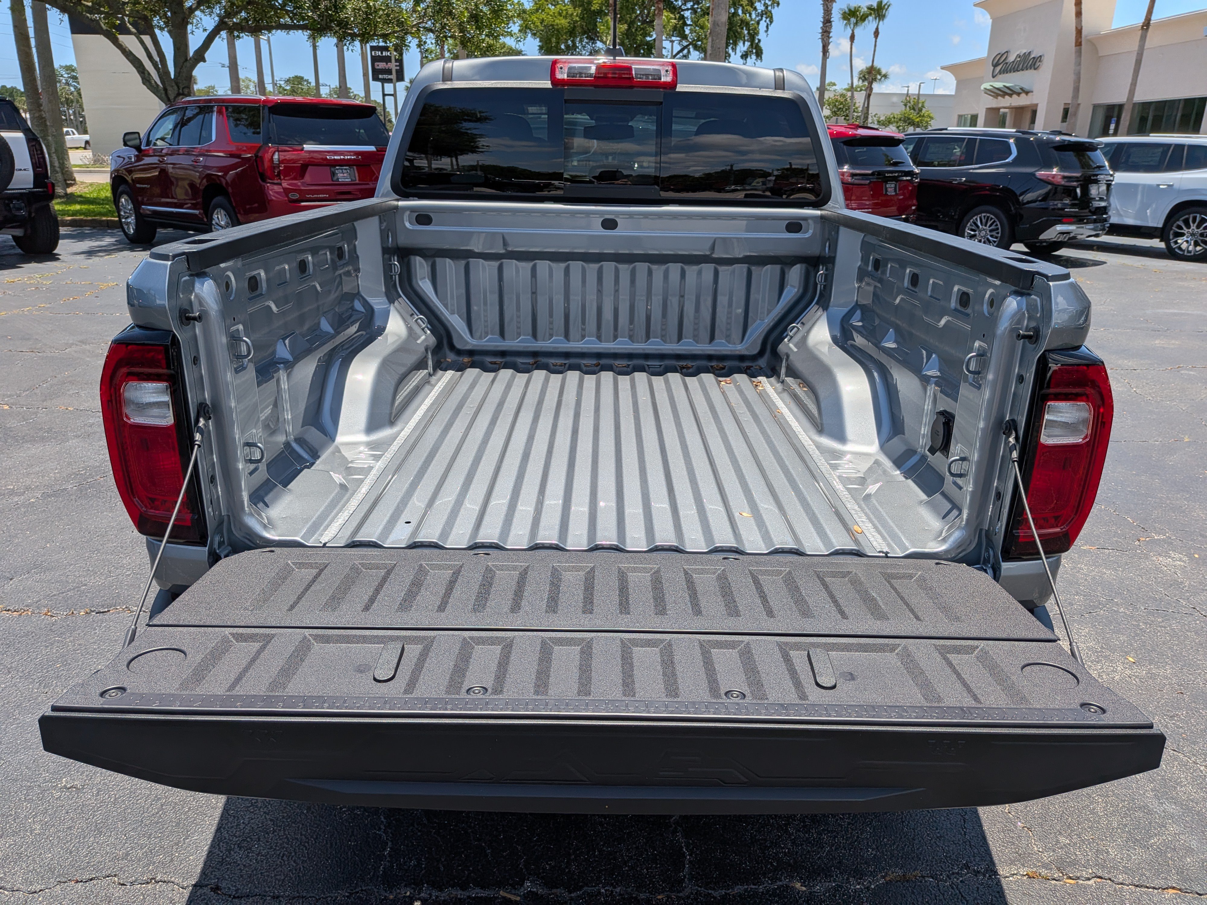 New 2026 GMC Canyon Elevation w/ Convenience Package RWD image 18