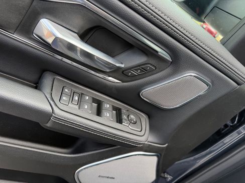 New 2026 RAM 1500 Laramie AWD/4WD image 12