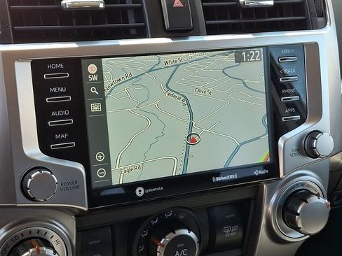 Used 2020 Toyota 4Runner SR5 image 17