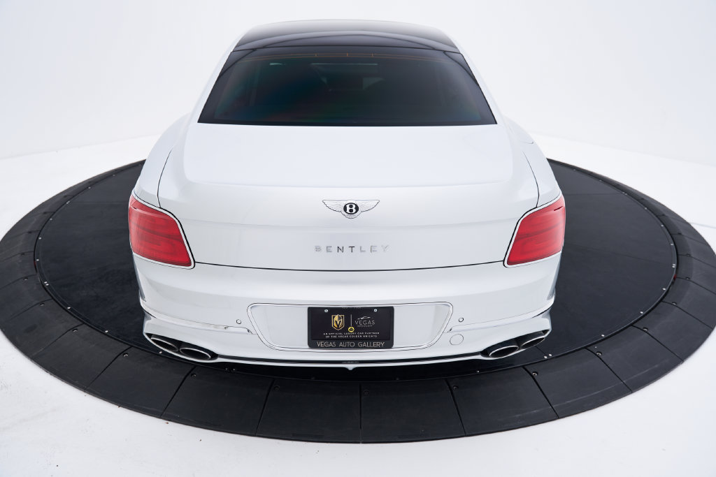 Used 2022 Bentley Flying Spur V8 AWD/4WD image 23