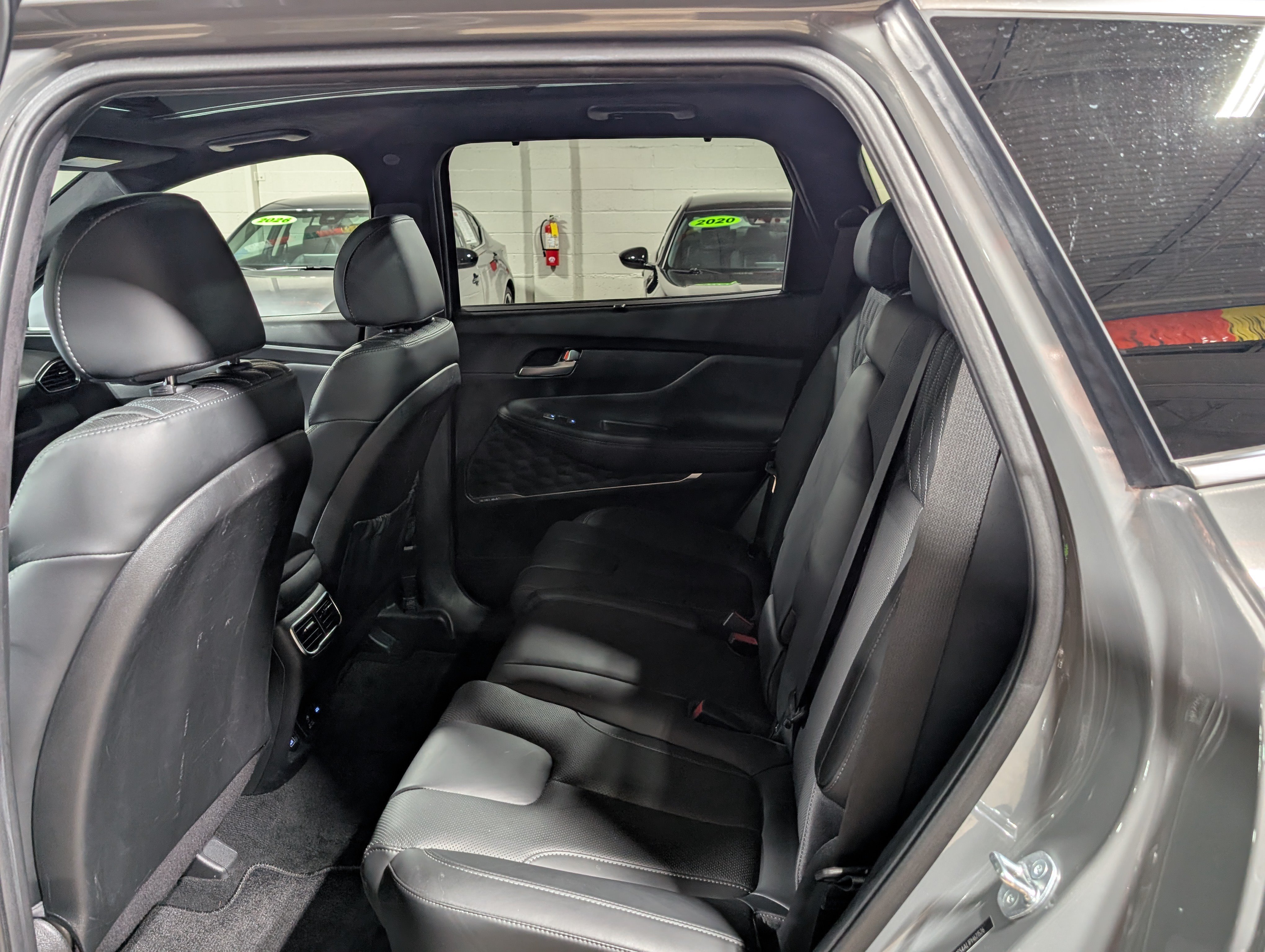 Used 2023 Hyundai Santa Fe Calligraphy FWD image 14