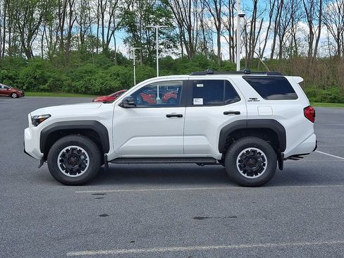 New 2026 Toyota 4Runner TRD Off-Road image 9