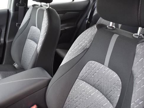 Used 2026 Nissan Sentra SV w/ Floor Mat Package FWD image 28