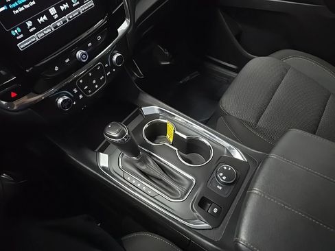 Used 2018 Chevrolet Traverse LT image 26