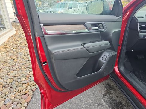 New 2026 GMC Terrain Denali w/ LPO, Floor Liner Package image 15