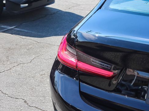 Used 2019 BMW 330i Sedan RWD image 7