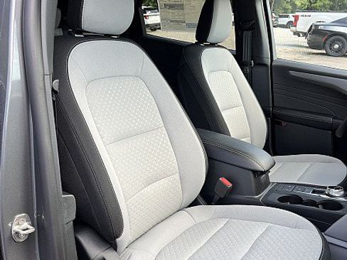 Used 2026 Ford Escape Active w/ Cold Weather Package FWD image 14