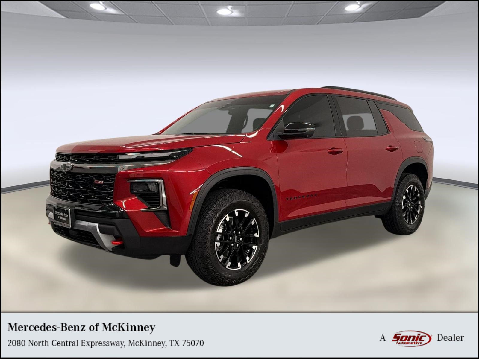 Used 2024 Chevrolet Traverse Z71 w/ LPO, Floor Liner Package AWD/4WD image 1