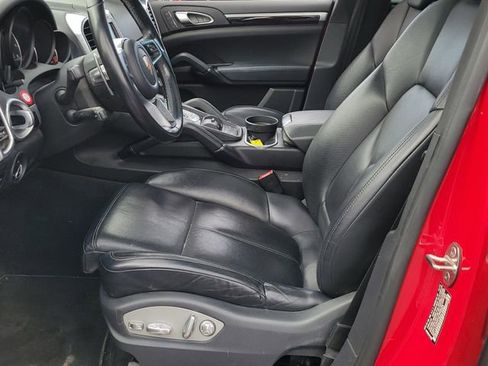Used 2016 Porsche Cayenne AWD/4WD image 9