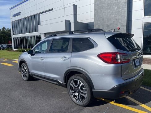 New 2025 Subaru Ascent Touring image 8
