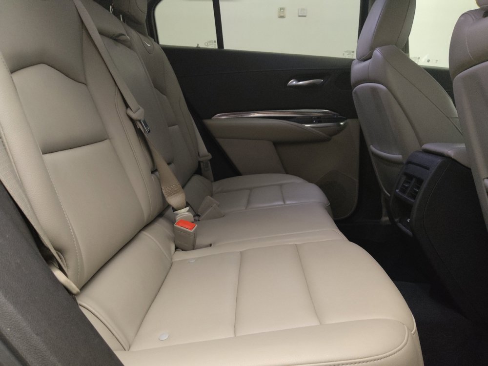 Used 2019 Cadillac XT4 Luxury FWD image 19