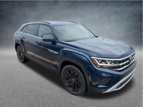 Used 2022 Volkswagen Atlas Cross Sport SE FWD image 5
