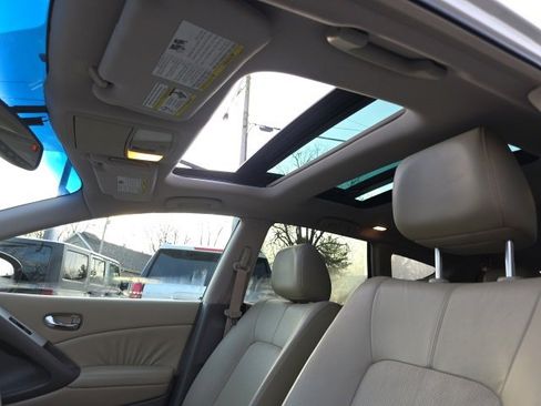 Used 2010 Nissan Murano SL w/ Leather Pkg image 4