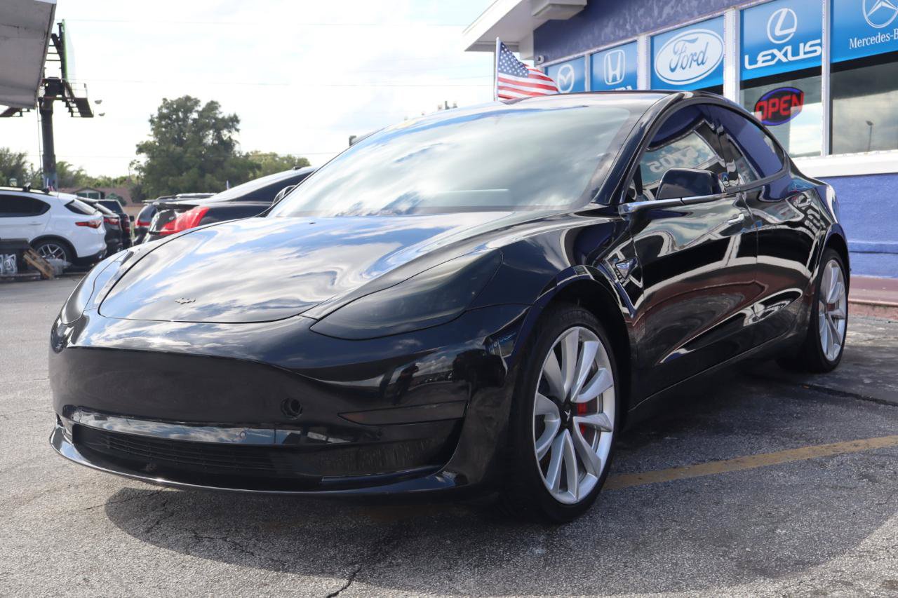 Used 2018 Tesla Model 3 Long Range RWD image 8