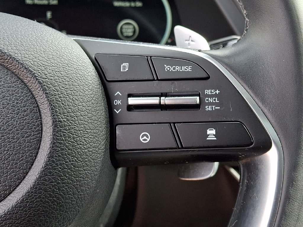 Used 2021 Hyundai Sonata Limited FWD image 23