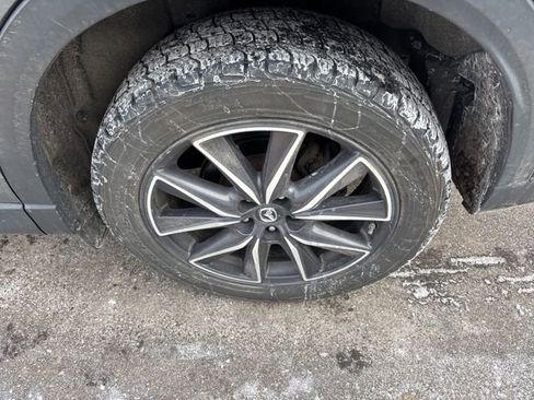 Used 2018 MAZDA CX-5 Touring w/ Preferred Equipment Package image 10